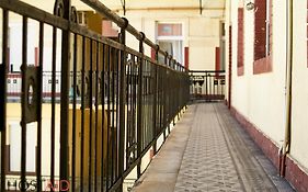 A13 Apartments - Budapest - Hostaid